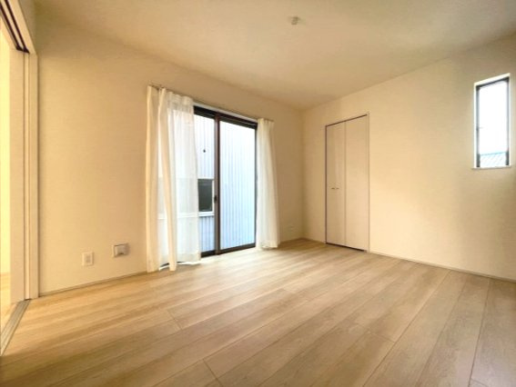 沼津市市中沢田Ⅰ　新築戸建　全6棟　E棟　　の洋室