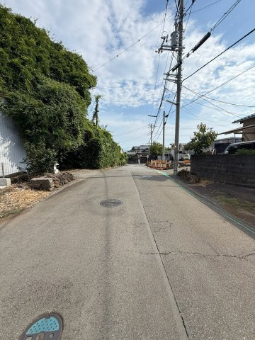 沼津市中沢田Ⅰ　新築戸建　全6棟　E棟　　の前面道路含む現地写真