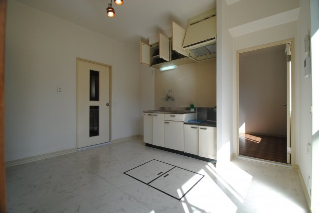 ウォルケネスト梅満の居間・リビング