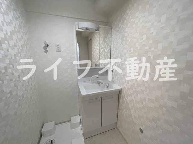 アクロシャトー俊徳道の独立洗面台|独立洗面化粧台付き