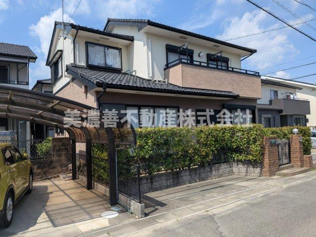 ６５４８３　羽島郡岐南町伏屋三丁目中古戸建ての外観