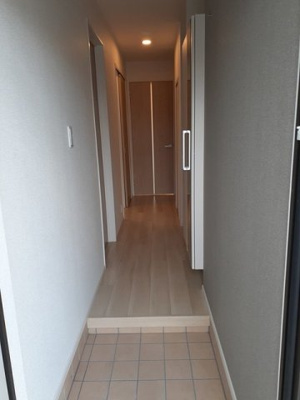 【玄関】 | ジョリ・シャトー