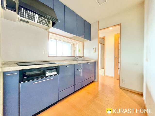 レスポワール向日町ステーションフロントA棟　8階のキッチン