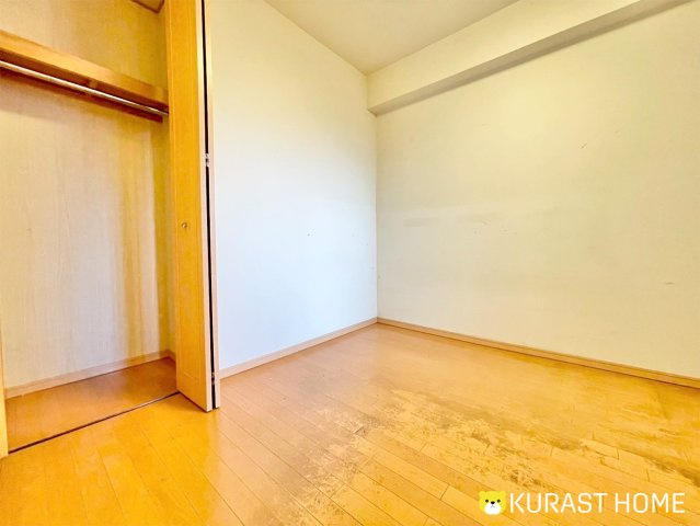 レスポワール向日町ステーションフロントA棟　8階の洋室|5帖洋室