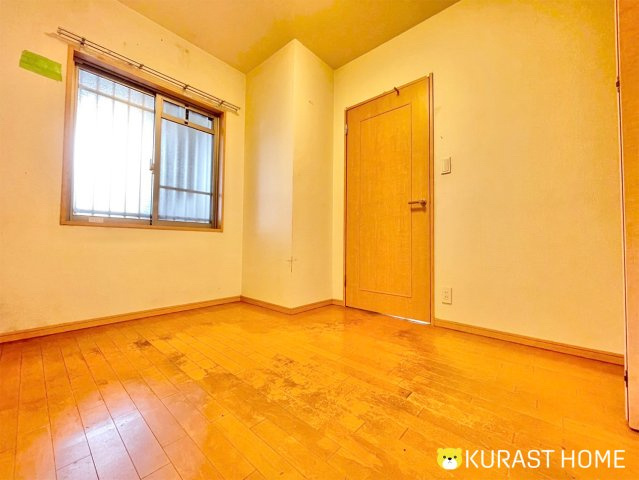 レスポワール向日町ステーションフロントA棟　8階の洋室|5帖洋室