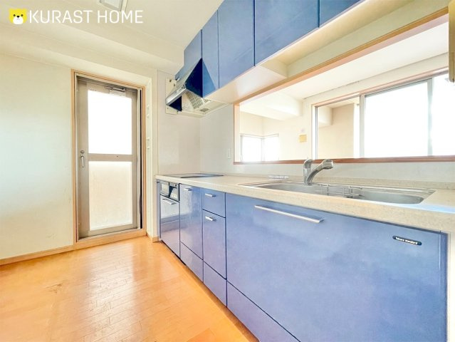 レスポワール向日町ステーションフロントA棟　8階のキッチン