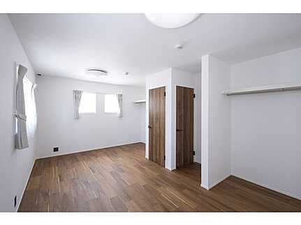 広島市安佐南区山本新町４丁目 の洋室