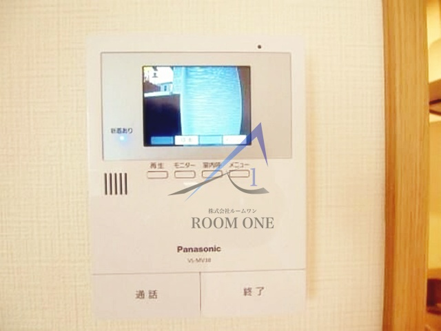 チャルテ梅島のセキュリティ|モニター付きインターホンです。