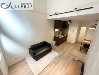 【居間・リビング】 | 明石市二見町西二見　新築戸建 | 開放感のある吹抜け♪