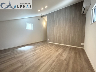 【収納】 | 明石市二見町西二見　新築戸建 | 多目的に使える広々とした洋室(納戸)♪