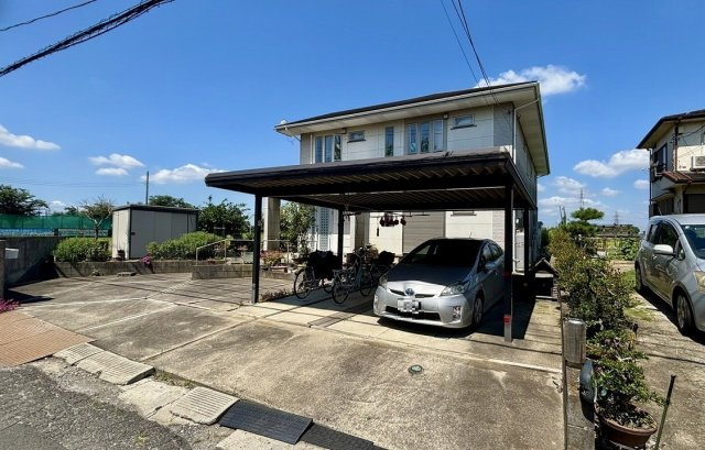 越谷市野島の外観|駐車スペース4台可(車種制限有)