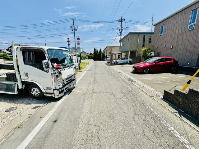 前橋市三俣町第3期　限定1棟　クライン　新築建売の前面道路含む現地写真