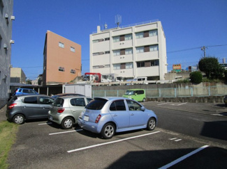 【駐車場】