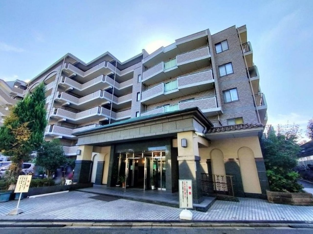 パデシオン新烏丸十条の外観