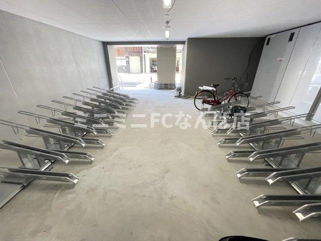 セレニテ南堀江エクラ