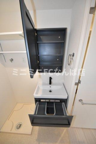 セレニテ南堀江エクラ