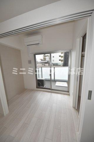 セレニテ南堀江エクラの寝室