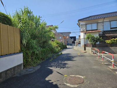 【前面道路含む現地写真】 | 鳥取市田園町４丁目土地