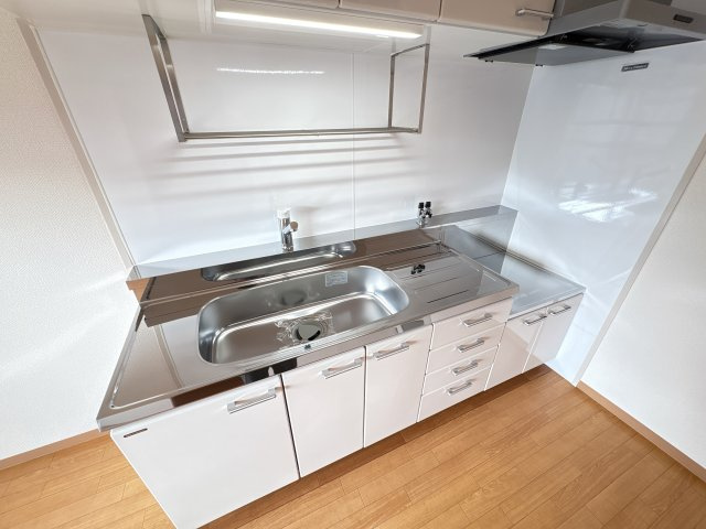 生駒市辻町の賃貸マンションのトイレ