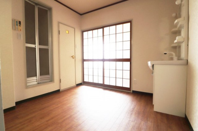 【居間・リビング】 | ヴァイセスシュロス南茨木