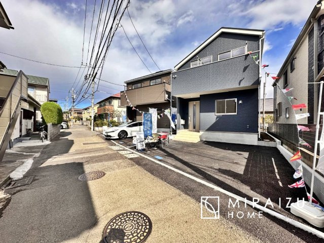 【前面道路含む現地写真】 | 日当たりの良いお家は嬉しいですよね。それぞれ価値観が分かれる箇所です、実際に内覧して日当たりの心地よさをご体感下さいね♪