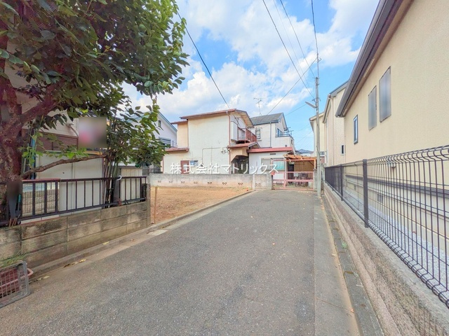 練馬区西大泉6丁目　南道路×整形地　限定1棟の前面道路含む現地写真