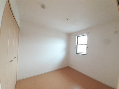 【内装】 | リバークロス | きれいな内装です