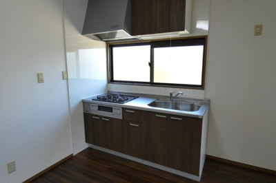 【キッチン】 | ハイツ小春 B棟