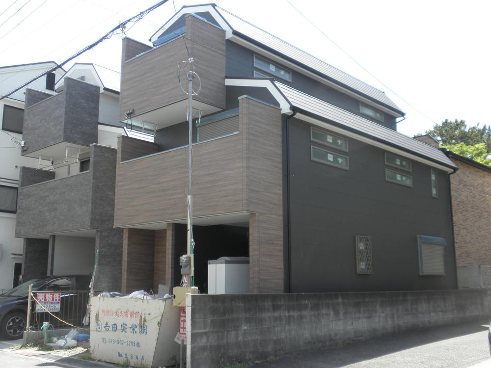 小曽根町4丁目新築戸建B号地の外観