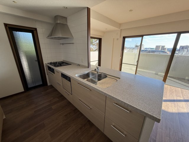 ネバーランド箕面潤緑館のキッチン