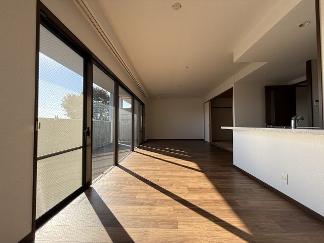 ネバーランド箕面潤緑館の居間・リビング