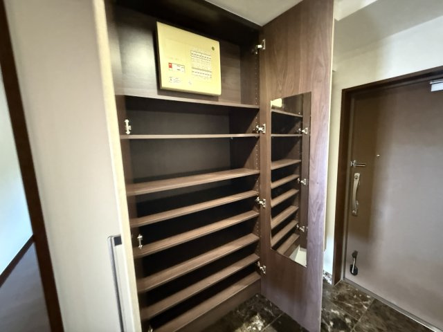 ネバーランド箕面潤緑館の収納