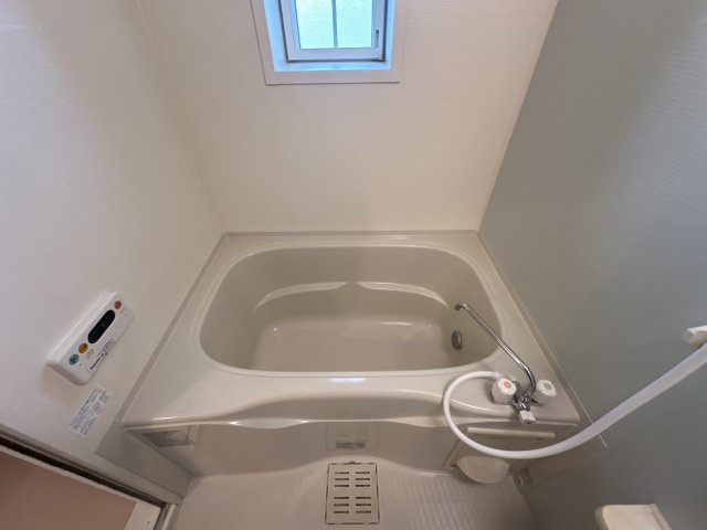ラフレシールあぼしＣの浴室