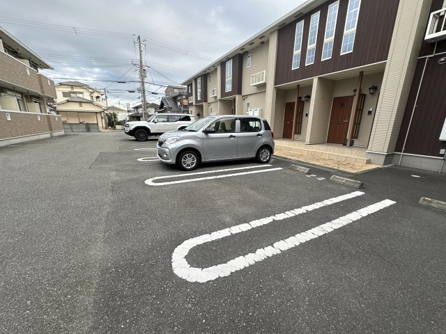 ラフレシールあぼしＣの駐車場