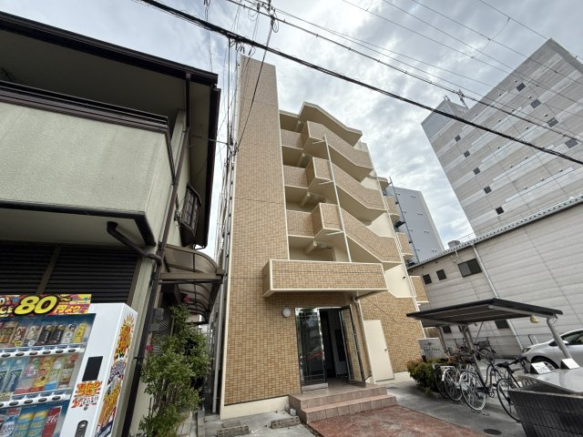 イースト・フィオーレの外観