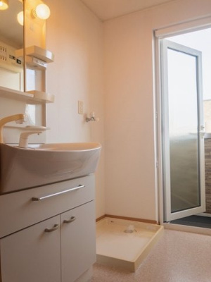 【洗面所】 | カルム・プロムナードⅠ | 使いやすい洗面所です