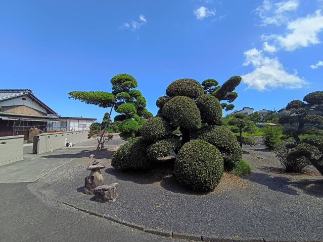 西条市飯岡3772-2　中古住宅の庭