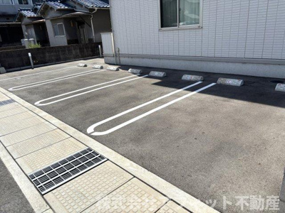 【駐車場】 | グランシャリオ本庄
