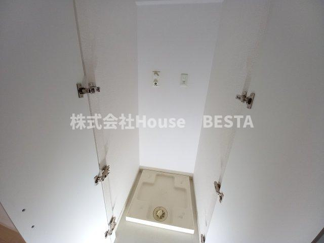 レジディア神戸磯上の洗面所
