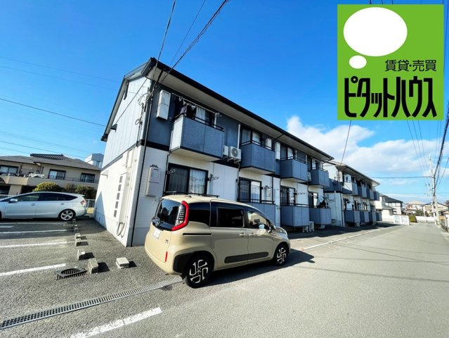 シャトル沖浜　C棟の外観