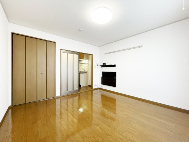 シャトル沖浜　C棟の居間・リビング