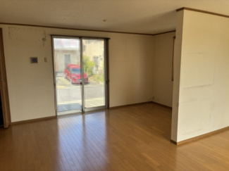 【居間・リビング】 | 大津市坂本5丁目31-12　中古戸建