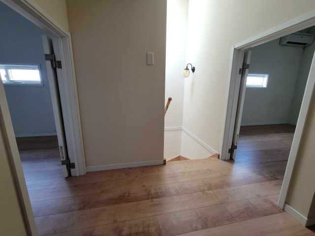 藤沢市辻堂西海岸１丁目の店舗事務所の居間・リビング