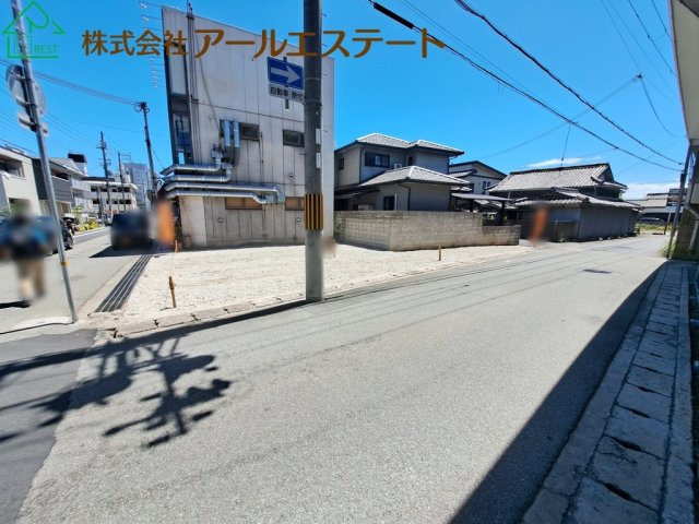 加古川市平岡町山之上　JR「東加古川駅」徒歩18分の前面道路含む現地写真