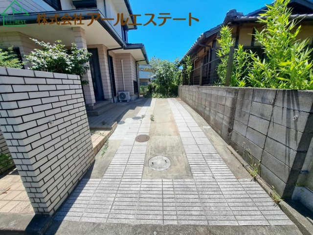 加古川市平岡町山之上　JR「東加古川駅」徒歩18分の駐車場