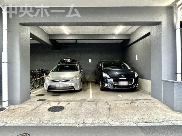 トーア南砂マンションの駐車場|【敷地内駐車場】最新の空き状況や費用などの詳細は担当スタッフまでお問い合わせください。
