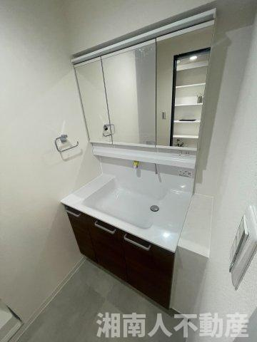 ルックハイツ江ノ島の独立洗面台|独立洗面化粧台付き