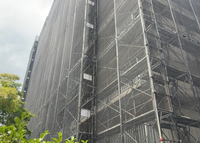 【バルコニー】 | シーアイハイツ町田Ｇ棟 | 一般的なバルコニーは、奥行1.5ｍ程ですが、ワイルドバルコニーは2ｍまで広がっています。そのため洗濯物の間隔をあけ干すことができ、乾きやすいというメリットや、ガーデニングが楽しめる等の特徴があります。