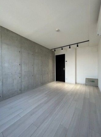 ＬＩＶＡＲＴ 　ＳＥＡＳＯＮ幡ヶ谷の居間・リビング