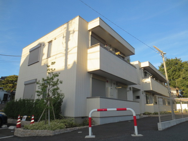 Ｌａ　Ｆａｍｉｌｌｅ　ラファミーユ
